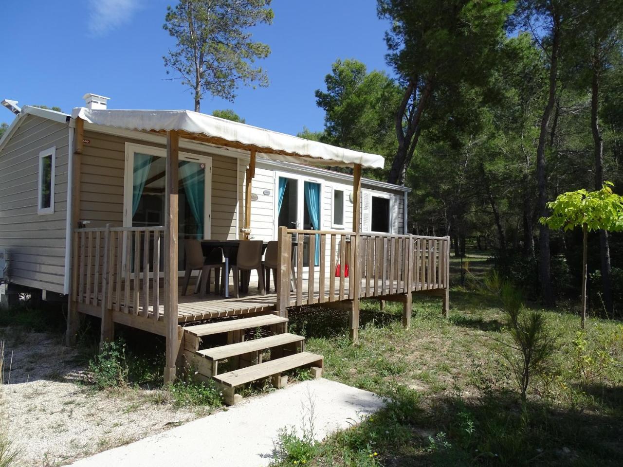Aux Portes De Cassis Campingplatz 3*